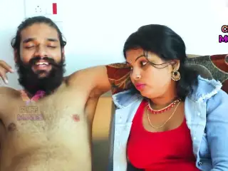 Indian aunty has sex with boy friend