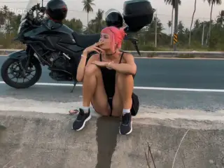 Motorbike girlfriend peeing on the roadside