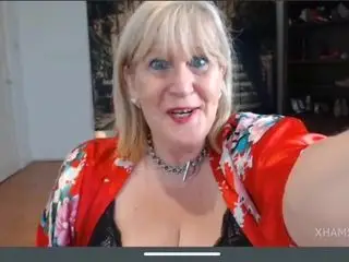 Blonde granny Catherine show delicious pussy