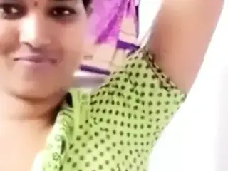 selfie aunty