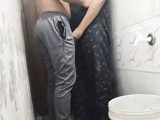 Bathroom sex – hot aunty with very young boyfriend