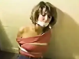 laurel blake binds a beautiful girl