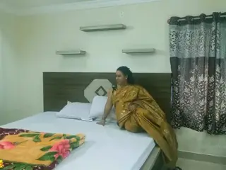 Desi hot bhabhi viral porokiya sex video!! with clear bangla dirty audio