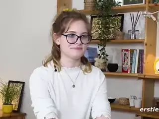 Luna steht auf Frauenkorper und gefuhlvolle Manner