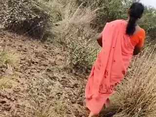 Desi aunty outdoor sex with boy