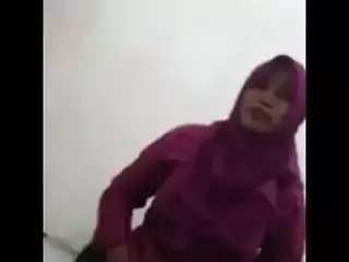 Indonesian Hijab Blowjob