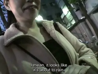 Unassuming Japanese office lady with surprise dynamite body