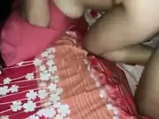 Upar wale flat me aayi nayi muslim bhabhi ko satisfied kiya