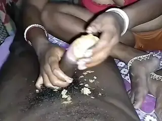 Bhabhi ne puchka Manga Kar FIR poochh ke sath land khaya aur chudai bhi ki
