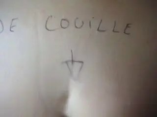 Soumise enculee
