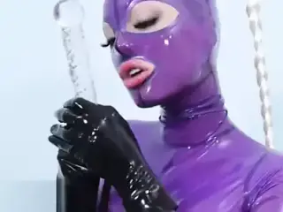 Huge Tits Latex Teasing the Cum Out