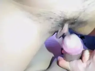 I put a mint in  delicious pussy, she helps her to masturbate