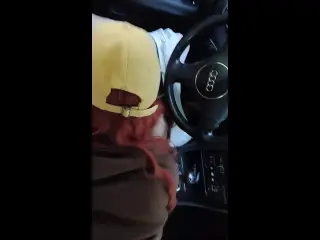 Sucking Uber driver in his car