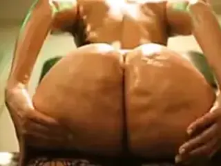 Monster booty Cryssie