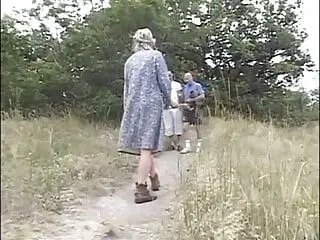 Threesome with my old stepmom!