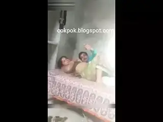 Bhabhi And Customer Masti