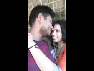 Hot kissing boyfriend