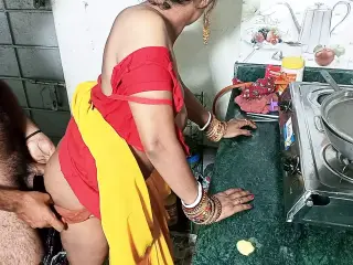 Indian Desi Teen Maid Girl Has Hard Sex in kitchen – Fire couple sex video