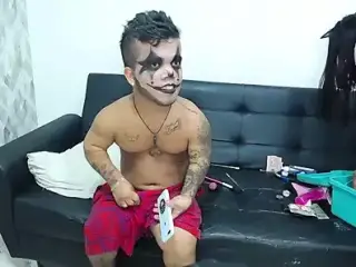After putting on his makeup I give him an intense blowjob
