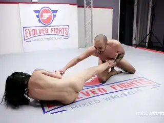 Avery Black Nude Wrestling vs Oliver Davis, loser gets fucked