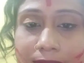 Indian bengali pinki vabi ajj tv pe movie dakh rahi thi or davor ne aake  chod  diya mujhe