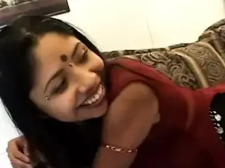 Indian whore gets her pussy fucked during interracial 3some