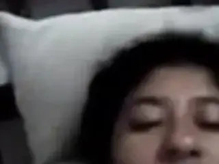 Madurita tetona se muestra