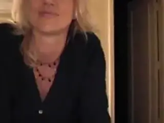 Valentine’s night treat from lovely MILF