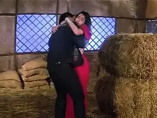 Govinda romance dulaara with Karishma Kapoor