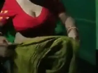 Desi aunty changing clothes