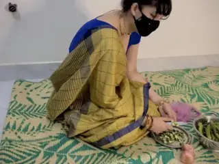 Indian desi wife fucked in saree