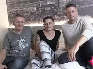 hardcore threesome with skinny Bitch Madmarry !!