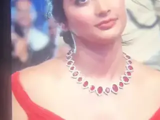 Cum on Pooja Hegde 4