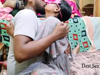 Best Ever Young Indian Couple Real married Wife Fucking Hardcore In Desi Style - Full Hindi