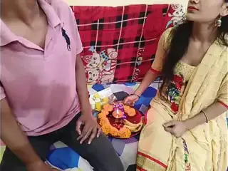Rakshabandhan par meri wali ne  apne bhai se bahut hi hatke gift manga Hindi role play