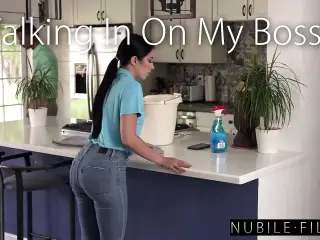 Walking In On My Boss - S39:E18