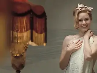 Amy Adams - Miss Pettigrew Lives for a Day (2008)