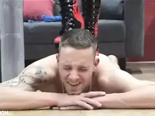 Trampling on Slave’s body with beautiful black boots