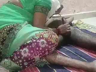 Anuty ko sarre main chod diya hard fuck with Indian anuty