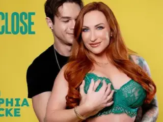 UP CLOSE - Perfect Redhead MILF Sophia Locke CREAMS On Jayden Marcos's Cock Until Getting CREAMPIED