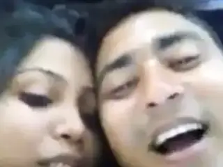 Desi Shimla couple is kissing and fucking