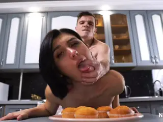 Cook Housewife Got a Dick Right at the Stove - Juicy Muffin - Nigonika 2024