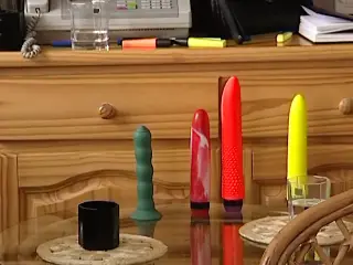 Die Sau nimmt Ihn ganz tief in den Mund