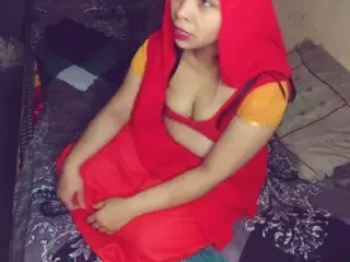 18 yers old newly married Bhabhi ko choda doggy bana kar desi style me clear dirty Hindi audio