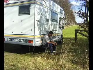 Mutti am ficken im Auto