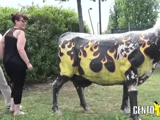 Great quickie fuck with the cow Carolina