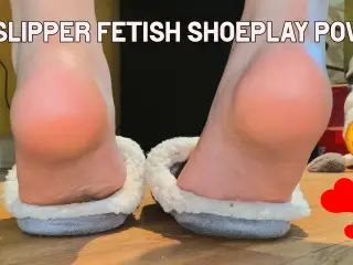 Daisy's Latina Soles Slipper Shoe Play, Dangling Soft Soles, Foot Fetish, Giantess POV, Stinky Feet, Toes, Pedicure