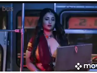 Sexy bhabi seducing in bus