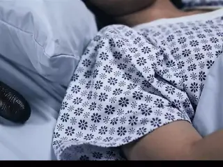 Real Life Hentai - Asian chick fucked all the way through in hospital