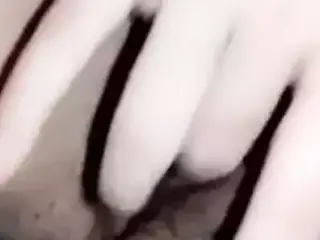 PAKISTANI GIRL FROM KARACHI FINGERING PUSSY